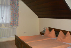 Zimmer-Gashof-Pension-Stieber-im-Naturpark-Sölktäl