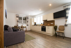 Komplett eingerichtete Wohnküche