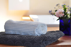 Entspannen in der großzügigen begehbaren Dusche