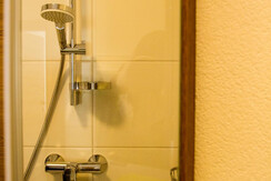 Große begehbare Dusche