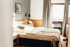 Einzelzimmer-Fluss-und-Seen-verwoehnhotel-sonnhof-