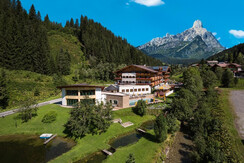 Der Alpenhof im Sommer