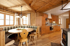 Feldingalm-Hofgastein-Küche-Chaletappartement