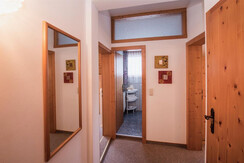 Familienzimmer, eigener Eingangsbereich mit Bad/WC