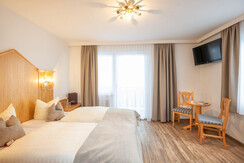 Double Room with balcony (east side), vinyl flooring