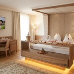 Photo of Suite, separate toilet and shower/bathtub