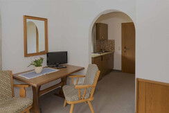 App. Theresia Wohnraum und Küche