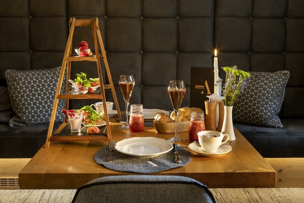 Hotel Alpendorf, Bilder Frühstück 06-2022 Bild 01