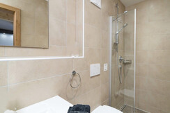 Badezimmer 2