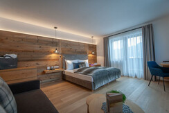 alpine-juniorsuite-2-neu.webp