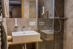 2025_06_14_DasHochkonig_Innenaufnahmen_0103