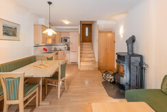 Room Pictures_Room_F_AP_6