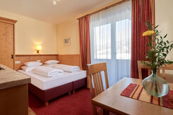 ferienwohnung-mit-komfort-schlafzimmer-gross