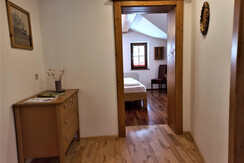 Vorraum zu den beiden Schlafzimmer