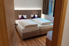 F1_F2 Schlafzimmer 5