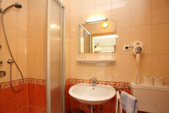 App Frauenkogel, Badezimmer Schlafzimmer 3