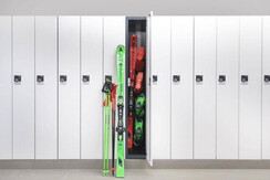 inkl. skidepot für 4 Paar SCh+Schuh am Lift