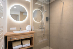 BASE 1.08 | en-suite badezimmer 2