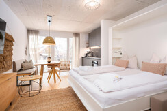 BASE 2.07 | ladenstein Bett bereit für die Nacht