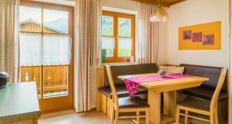 _20181016_HinterhubInnen_088-HDR[2]