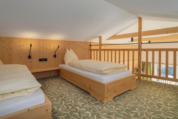 Hotel-Hauserbauer Bergseitn