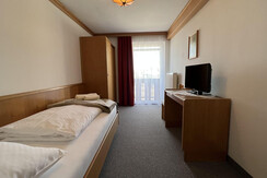 berghotel-türlwand_zimmerIMG_2952