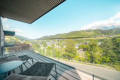 Typ ONE Blick Richtung Dachstein und Schladming