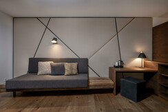 web_goldberg_0623-9528