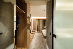 Double casual west plus