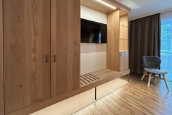 Family & Friends double plus