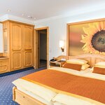 Photo of Tweepersoonskamer, douche of bad, WC, balkon