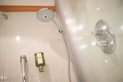 eh_Badezimmer Detail Dusche