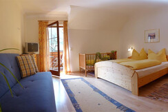 Schlafzimmer 1_Appartement Luca