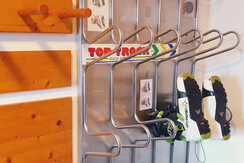 Skiraum mit Schischuhtrockner