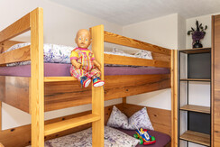 Kinderzimmer mit Etagenbetten