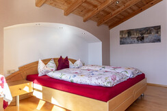 Schlafzimmer - Schneebergblick