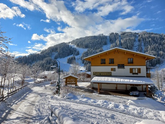 AussenansichtWinter