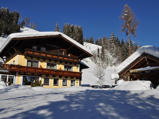 Haus-Emberger-Wagrain-Skiamade-Winter