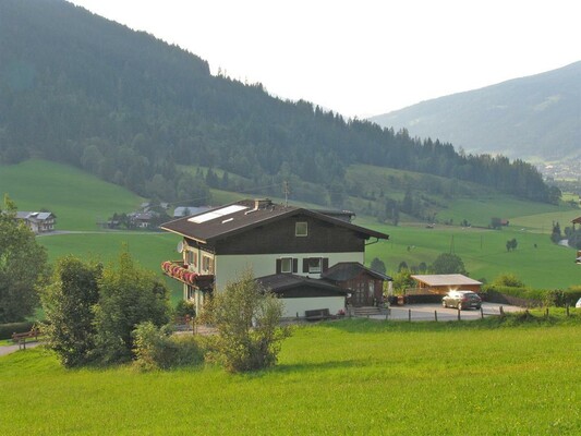 Haus im Sommer | © Reinhard Anichhofer