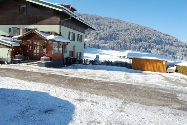 Parkplatz Gästehaus Zum Tauern | © Reinhard Anichhofer