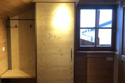 2F0F4B20-2DEE-4F05-8562-084B27DC1524_1_105_c