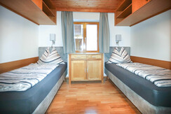 Schlafzimmer A1