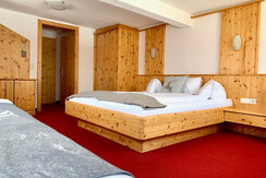 Dreibett-Zimmer 30m²