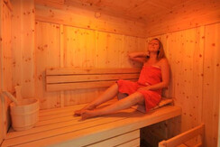 Zirbenholz-Sauna