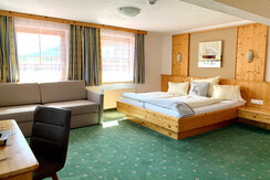 Mehrbett-Zimmer 30m²