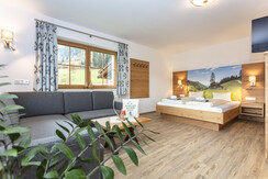 Wohnzimmer mit Schlafgelegenheit für 4 Personen