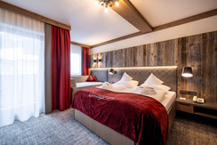 Doppelzimmer-Altholz-Sonnenverbrannt