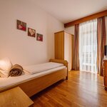 Photo of Einzelzimmer "Alpensolo" mit Balkon