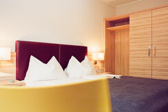 Hotel Blü Bad Hofagstein small