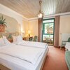 Photo of double room with shower, WC